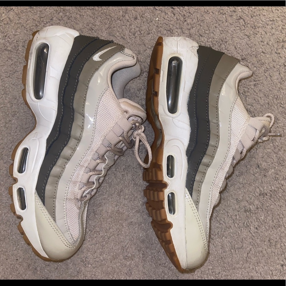 Nike Air Max 95 beige womens